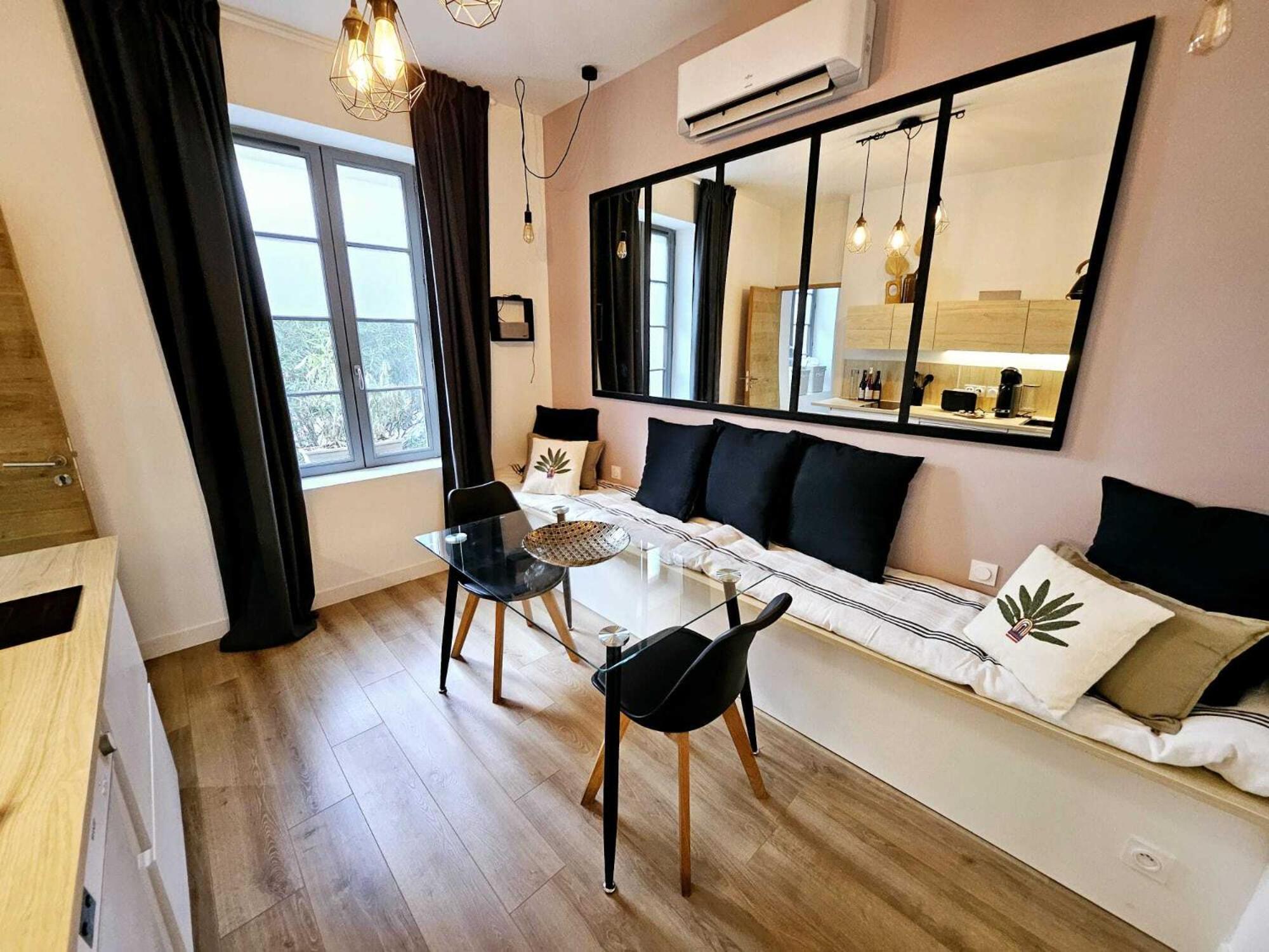 La Maison Grivolas Appartements Et Maison D'Hotes Avignon Eksteriør billede