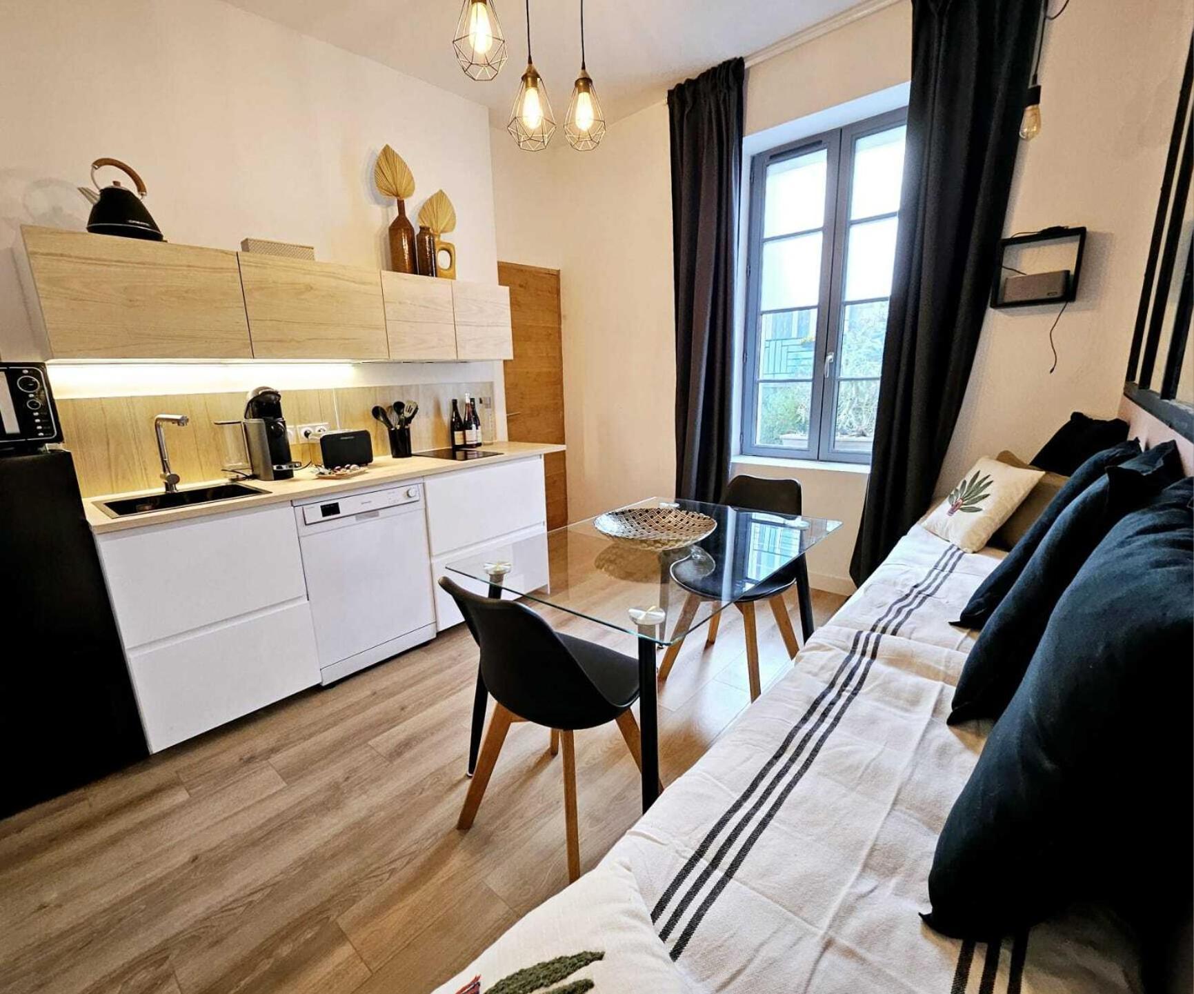 La Maison Grivolas Appartements Et Maison D'Hotes Avignon Værelse billede
