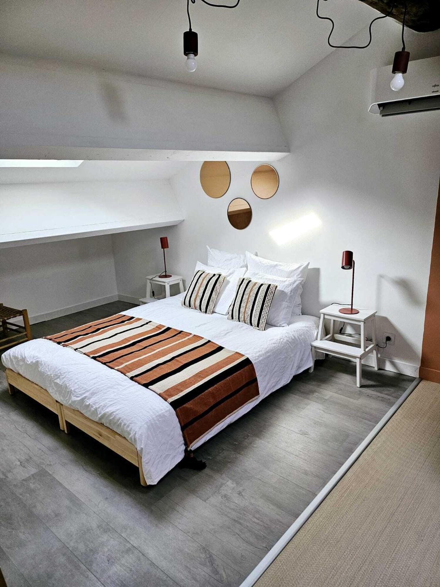 La Maison Grivolas Appartements Et Maison D'Hotes Avignon Værelse billede
